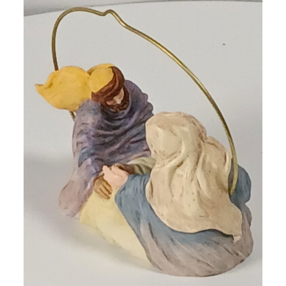 Hallmark Keepsake Christmas Joy Ornament 1996 Mary Josepsh & Jesus - Picture 7 of 12